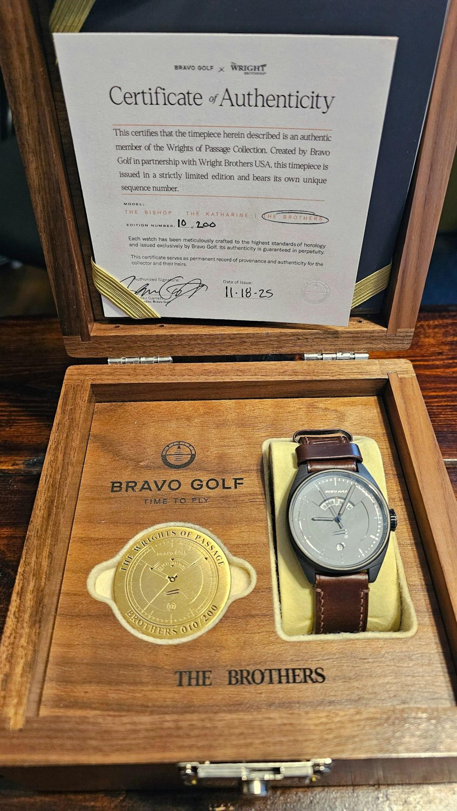Thomas M.'s photo: The Brothers in its box with the certificate of authenticity.