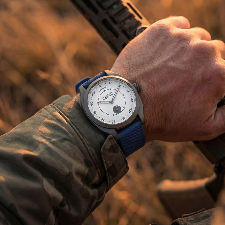 Waypoint heritage pilot watch white face American Legion emblem