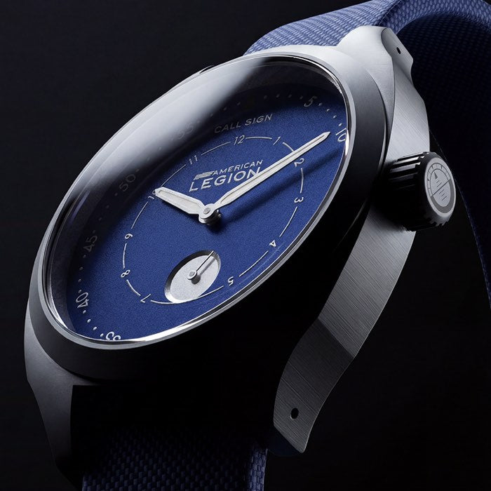 Waypoint blue: blue dial, blue canvas strap